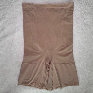 Spanx On Core Sculpt High Waist Mid Thigh Short Shapewear Tummy Sz XL